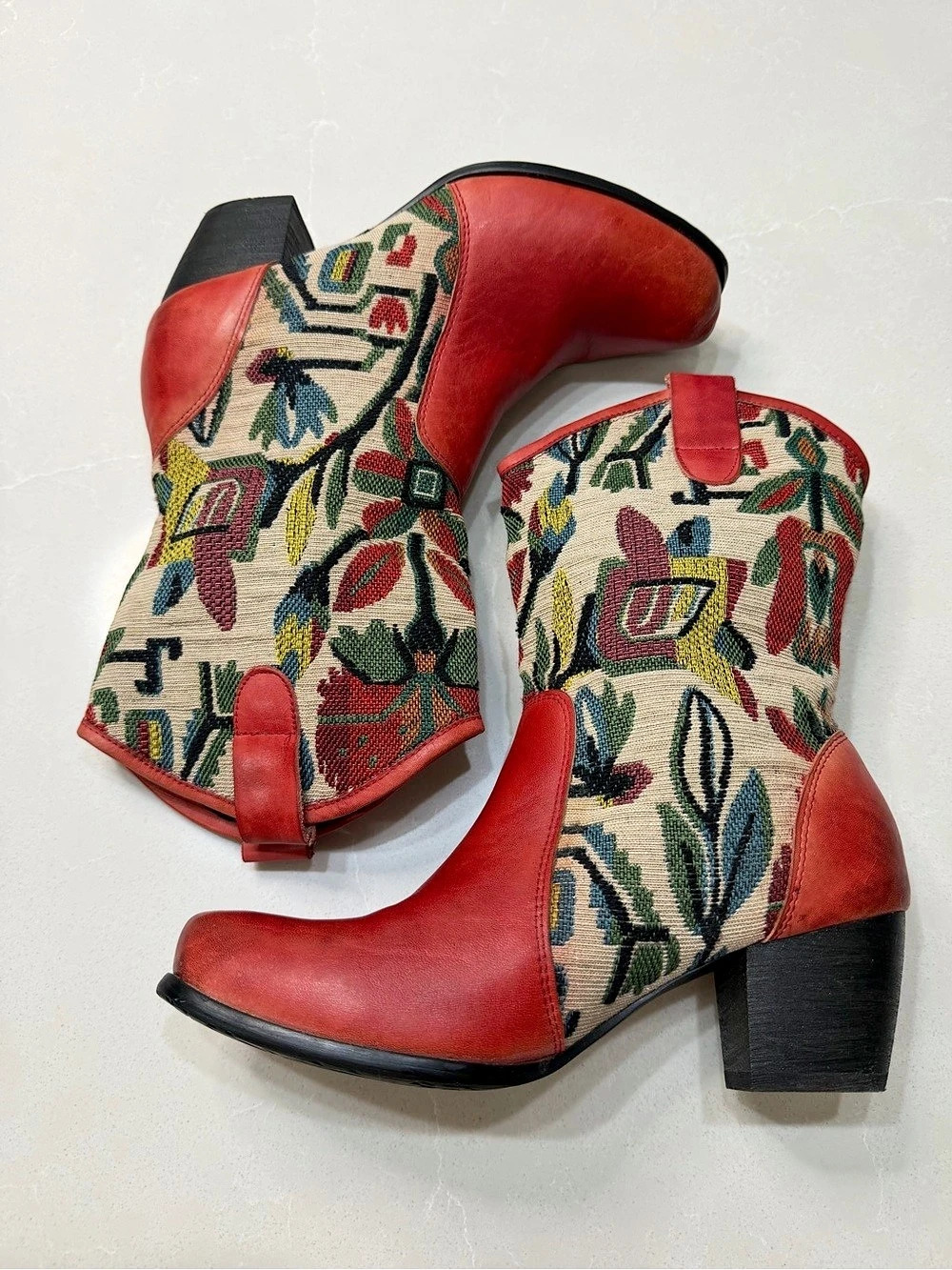 L'Artiste by Spring Step Grazia Red Tapestry Floral Leather Boots EU 37 - Picture 7 of 12